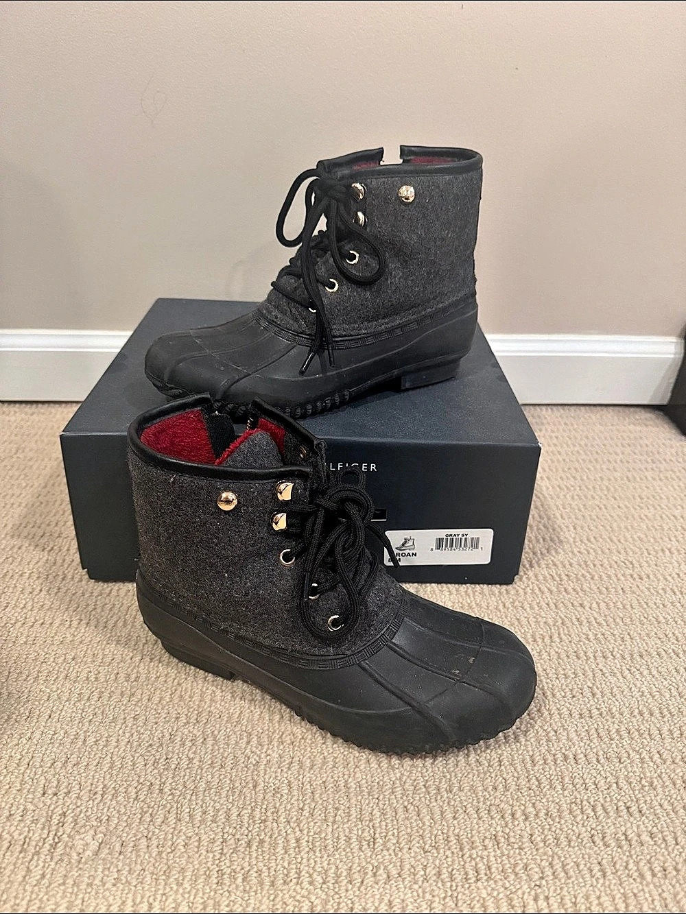 Tommy Hilfiger Roan Black Lace-Up Rain Boots US 8